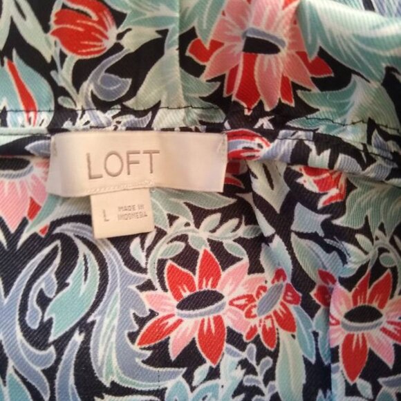 Bundle of size 10/12  skirts and short - Picture 7 of 11